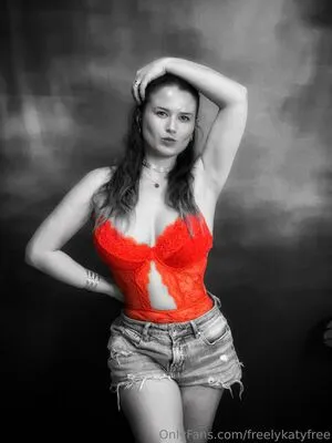 Freelykatyfree OnlyFans Leaked Free Thumbnail Picture - #MaWtIU5JJo