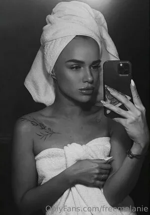 Freemelanie OnlyFans Leaked Free Thumbnail Picture - #b1N9TpHEck