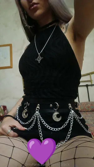 Freemoira Black OnlyFans Leaked Free Thumbnail Picture - #7op5v28llm