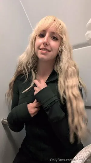 Freemoon OnlyFans Leaked Free Thumbnail Picture - #K5FerZjstI