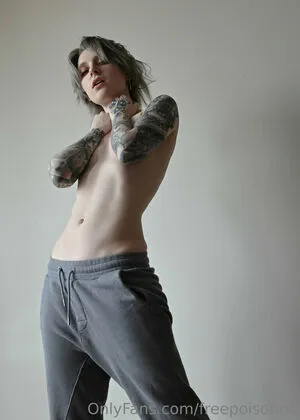 Freepoisonne OnlyFans Leaked Free Thumbnail Picture - #3w8ENBHuMW