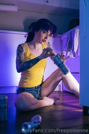 Freepoisonne OnlyFans Leaked Free Thumbnail Picture - #6rFkR1HlAu