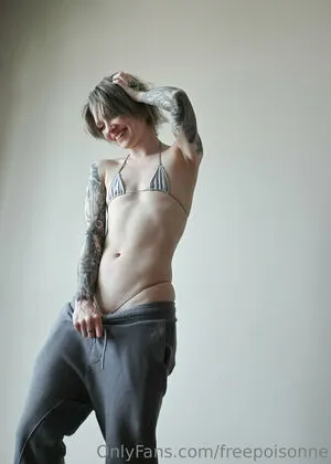 Freepoisonne OnlyFans Leaked Free Thumbnail Picture - #8BxbPQJxOW