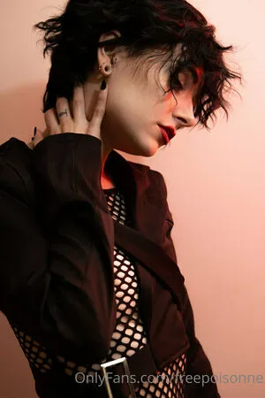 Freepoisonne OnlyFans Leaked Free Thumbnail Picture - #F561PDXuIn