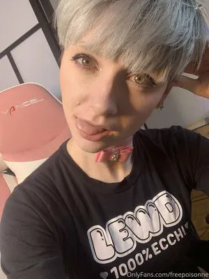 Freepoisonne OnlyFans Leaked Free Thumbnail Picture - #KL8AQ0Wjio