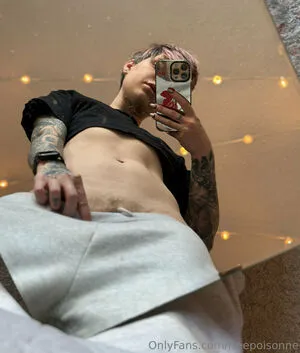 Freepoisonne OnlyFans Leaked Free Thumbnail Picture - #KavMpizFMb