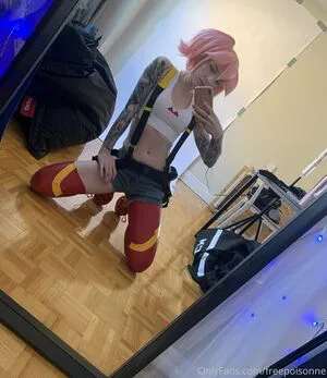 Freepoisonne OnlyFans Leaked Free Thumbnail Picture - #whtlH9b4ny