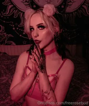 Freerosebud OnlyFans Leaked Free Thumbnail Picture - #5IqUHiH1Fd
