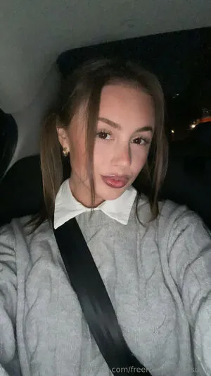 Freeroyalwednesday OnlyFans Leaked Free Thumbnail Picture - #lxZma9weTO