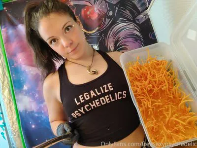 Freesexypsychedelic OnlyFans Leaked Free Thumbnail Picture - #1AvTZ80m0Q