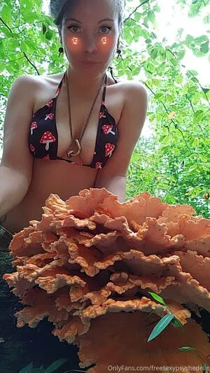 Freesexypsychedelic OnlyFans Leaked Free Thumbnail Picture - #S5wHdp1a1j