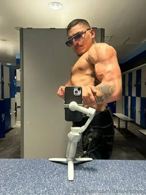 Freevictorray OnlyFans Leaked Free Thumbnail Picture - #YAmWNlKcjb