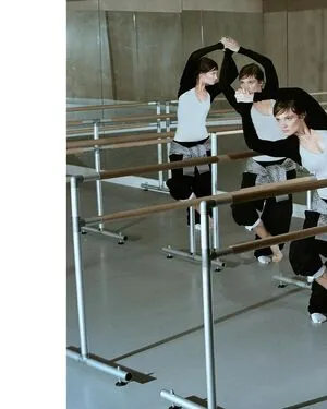 Freya Allan OnlyFans Leaked Free Thumbnail Picture - #s6LclBOfk9