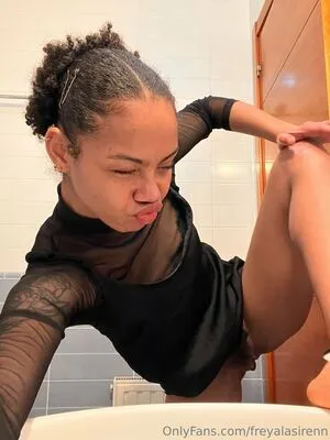 Freyalasirenn OnlyFans Leaked Free Thumbnail Picture - #6QJR1fvmd2