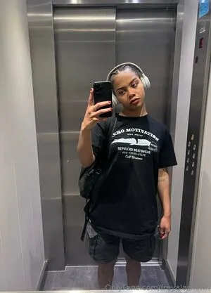 Freyalasirenn OnlyFans Leaked Free Thumbnail Picture - #UCVI67MEF7