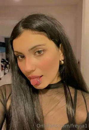Freyja1 OnlyFans Leaked Free Thumbnail Picture - #6pCw2Su69m