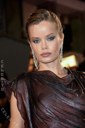 Frida Aasen OnlyFans Leaked Free Thumbnail Picture - #AFoDKh4D8C