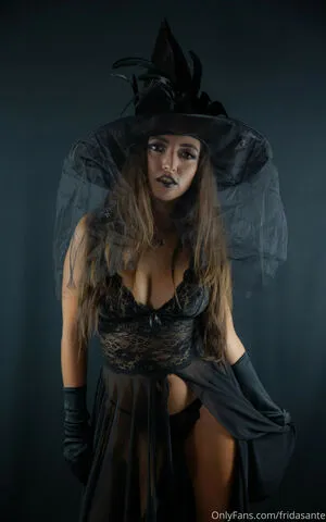 Frida Sante OnlyFans Leaked Free Thumbnail Picture - #ZubLCCqyKd