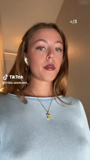 Frida Seemann OnlyFans Leaked Free Thumbnail Picture - #AW06AVm8Rz