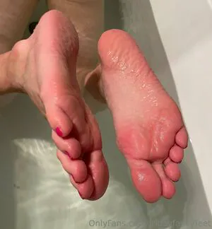 Fridayfancyfeet OnlyFans Leaked Free Thumbnail Picture - #HHla580yrC