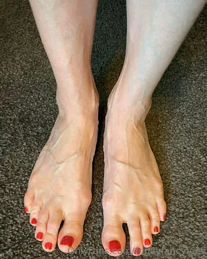 Fridayfancyfeet OnlyFans Leaked Free Thumbnail Picture - #lyyVtGTOuS