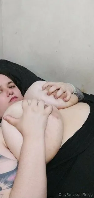 Friigg OnlyFans Leaked Free Thumbnail Picture - #7PlTU449hS