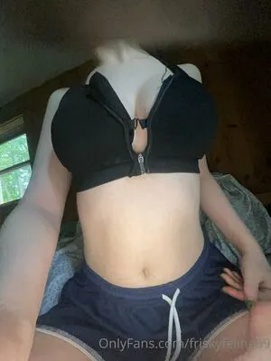 Friskyfeline69 OnlyFans Leaked Free Thumbnail Picture - #3OLZ0WLiyo