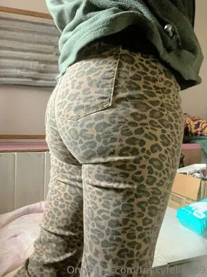 Friskyfeline69 OnlyFans Leaked Free Thumbnail Picture - #CRRDpDxeql