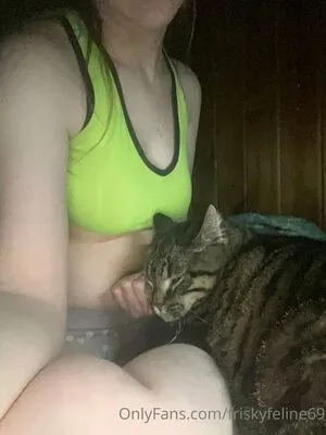 Friskyfeline69 OnlyFans Leaked Free Thumbnail Picture - #LXoIWdppn0