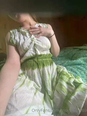 Friskyfeline69 OnlyFans Leaked Free Thumbnail Picture - #RuHggsxAgK