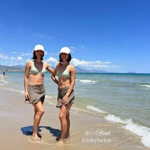 Friskytwins OnlyFans Leaked Free Thumbnail Picture - #Y2sJnxFi3W