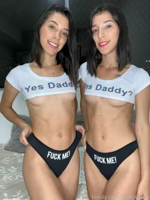 Friskytwins OnlyFans Leaked Free Thumbnail Picture - #kixyqqbCrO