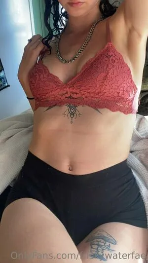 Friskywaterfae OnlyFans Leaked Free Thumbnail Picture - #U2BaHlB5lL