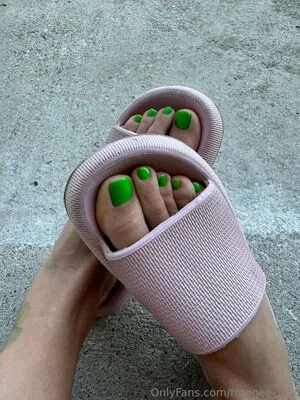 Froggee Feet OnlyFans Leaked Free Thumbnail Picture - #5gn8gIvenY