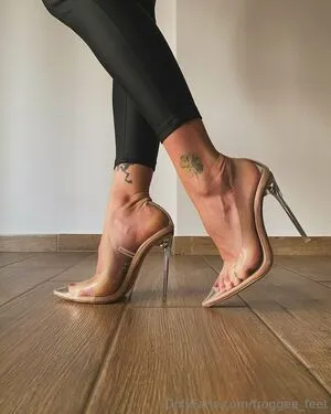 Froggee Feet OnlyFans Leaked Free Thumbnail Picture - #mL43KHZxZ6