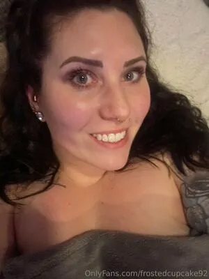 Frostedcupcake92 OnlyFans Leaked Free Thumbnail Picture - #4kDRpLt3zb