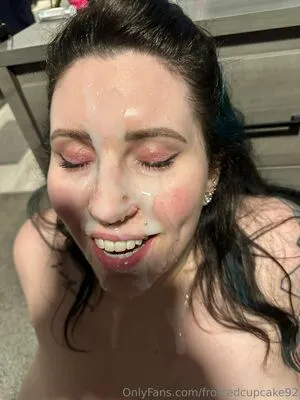 Frostedcupcake92 OnlyFans Leaked Free Thumbnail Picture - #8QokGD8K82
