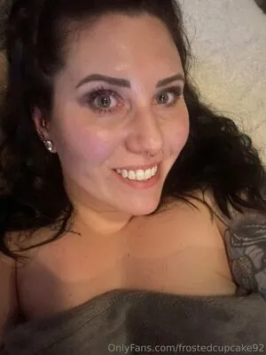 Frostedcupcake92 OnlyFans Leaked Free Thumbnail Picture - #vQ7UU9tXXk