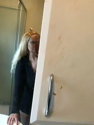 Frostybluebell OnlyFans Leaked Free Thumbnail Picture - #L4aDMcjzan