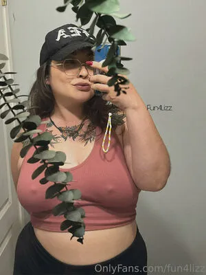 Fun4lizz OnlyFans Leaked Free Thumbnail Picture - #7WoPjSTz1J