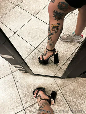 Fun4lizzsfw OnlyFans Leaked Free Thumbnail Picture - #73IrP1bply