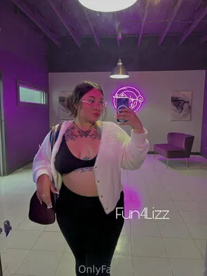Fun4lizzsfw OnlyFans Leaked Free Thumbnail Picture - #RX6Ee9lMpK