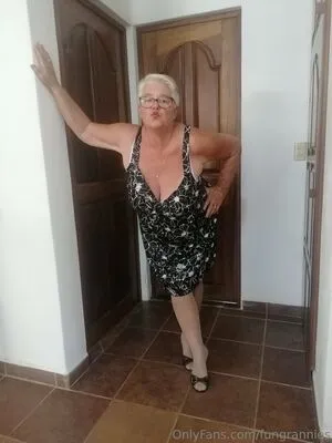 Fungrannies OnlyFans Leaked Free Thumbnail Picture - #7K3XS6xbdV