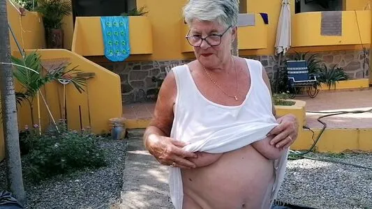 Fungrannies OnlyFans Leaked Free Thumbnail Picture - #BoIiNpitGq