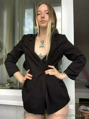 Funnybunnykiss OnlyFans Leaked Free Thumbnail Picture - #B3bzOlW2On
