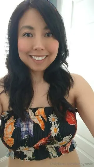 Funnyrosie OnlyFans Leaked Free Thumbnail Picture - #IFed43MJ91