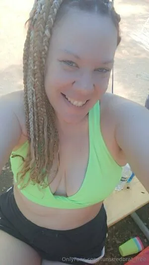 Funsizedbrat Free OnlyFans Leaked Free Thumbnail Picture - #MmSShONd2f