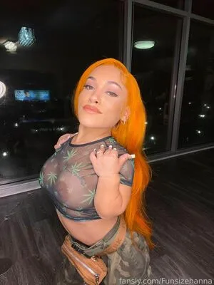 Funsizehanna OnlyFans Leaked Free Thumbnail Picture - #uTQUCJJu4V