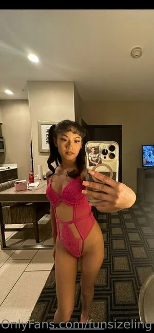 Funsizeling OnlyFans Leaked Free Thumbnail Picture - #Byd2nJJEDd