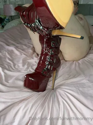 Funwithmommy OnlyFans Leaked Free Thumbnail Picture - #DZFX42Bg00